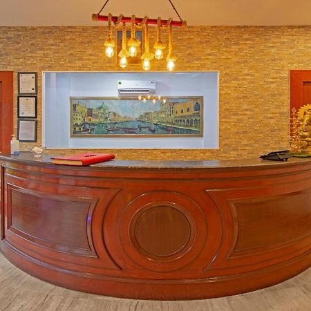 Hotel Treebo Corporate Park Nowe Delhi Zewnętrze zdjęcie