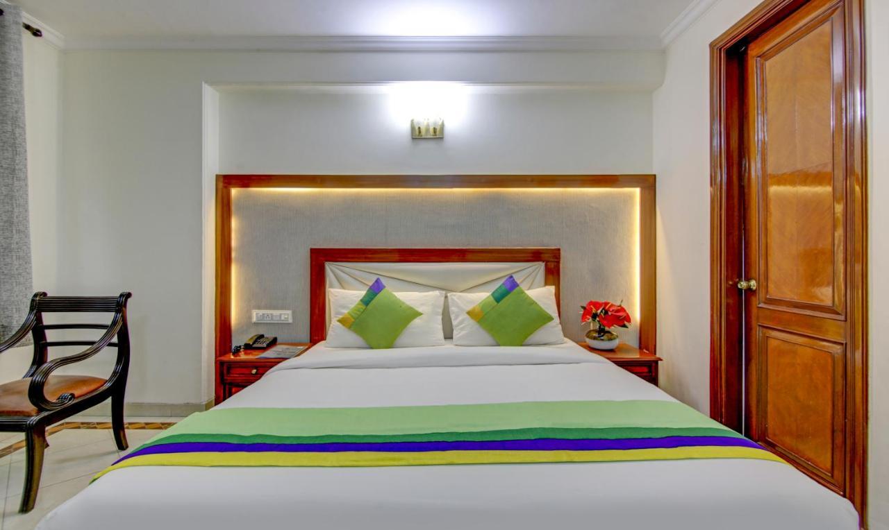 Hotel Treebo Corporate Park Nowe Delhi Zewnętrze zdjęcie