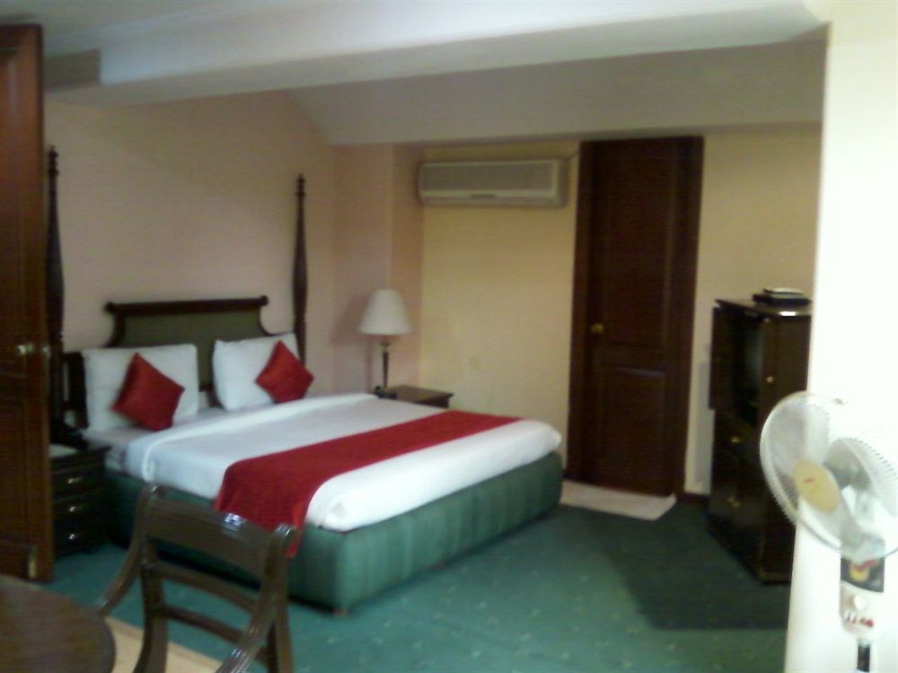 Hotel Treebo Corporate Park Nowe Delhi Zewnętrze zdjęcie