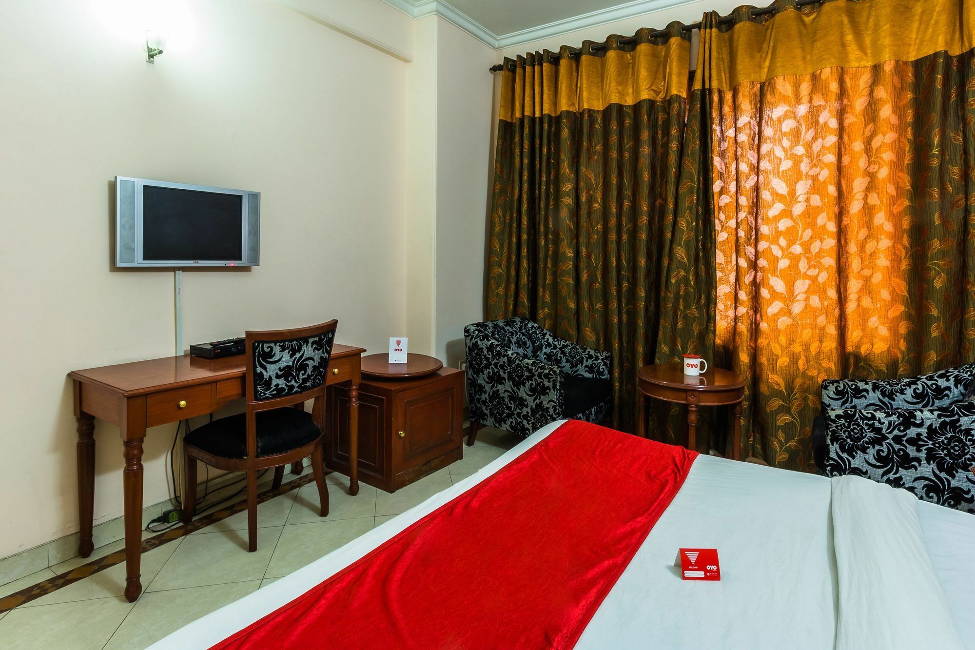 Hotel Treebo Corporate Park Nowe Delhi Zewnętrze zdjęcie